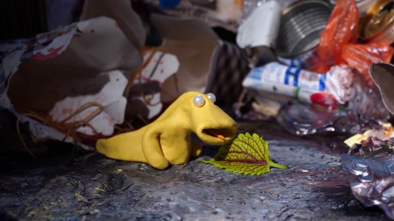 Ozveny Cineama - Plastiformis